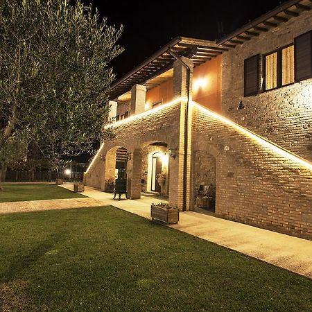 Bed and Breakfast Il Casale Della Fornace Бастия-Умбра Экстерьер фото