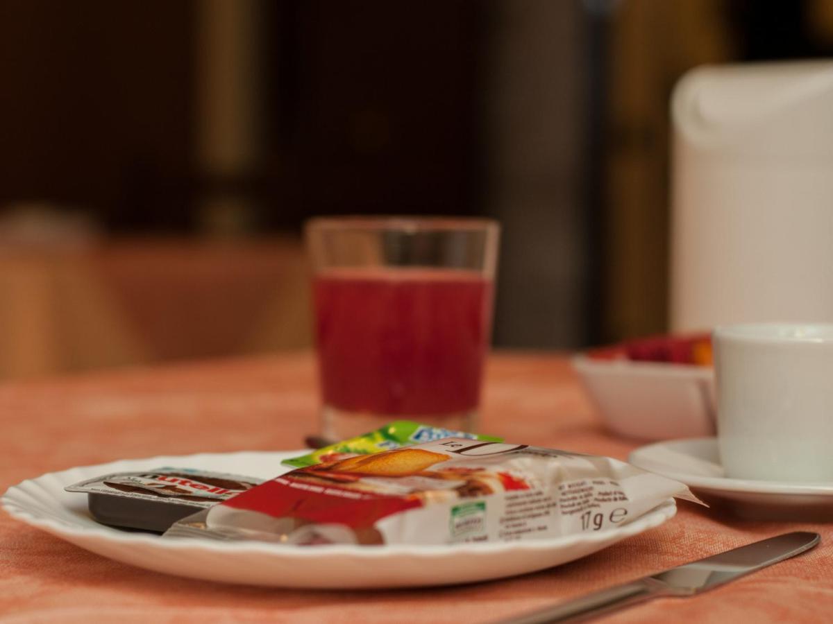 Bed and Breakfast Il Casale Della Fornace Бастия-Умбра Экстерьер фото