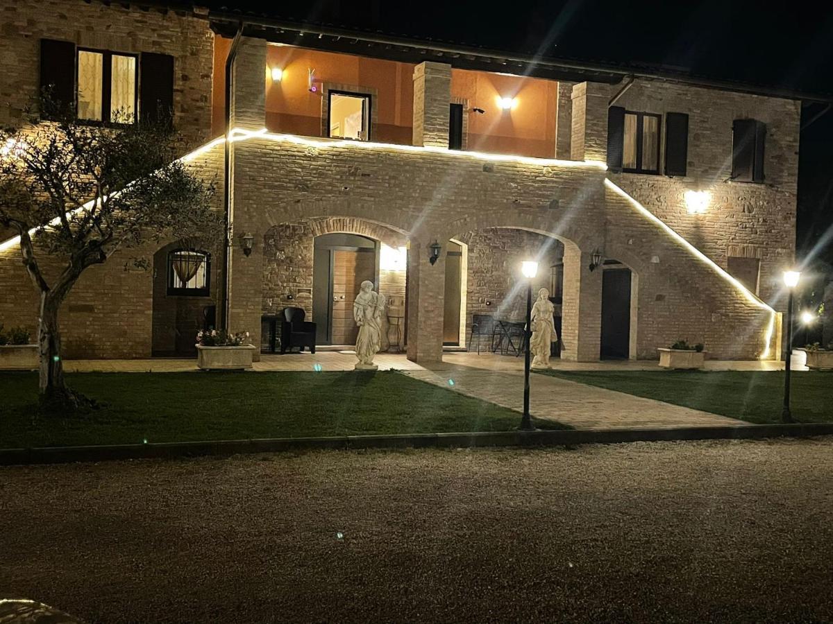 Bed and Breakfast Il Casale Della Fornace Бастия-Умбра Экстерьер фото