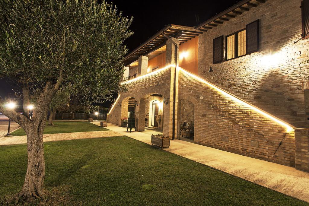Bed and Breakfast Il Casale Della Fornace Бастия-Умбра Экстерьер фото