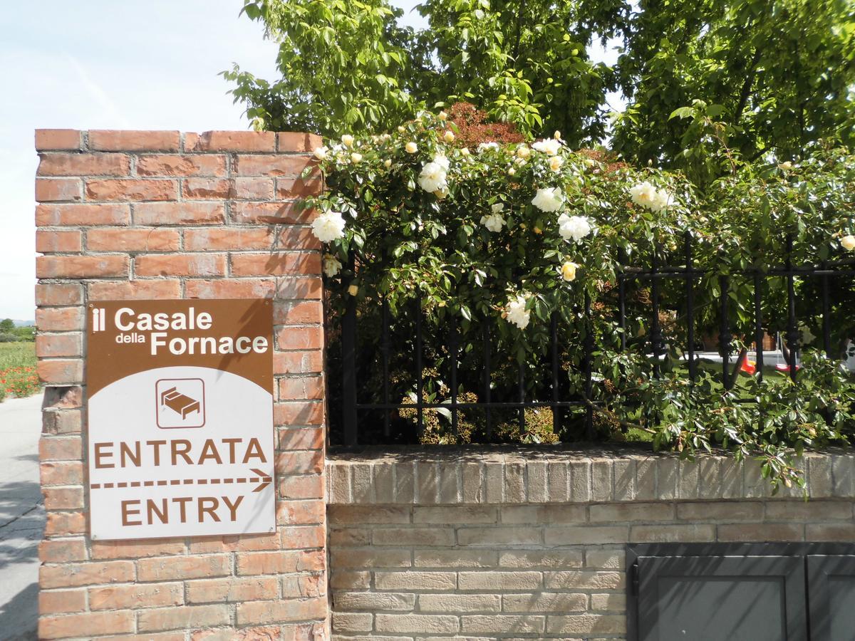 Bed and Breakfast Il Casale Della Fornace Бастия-Умбра Экстерьер фото